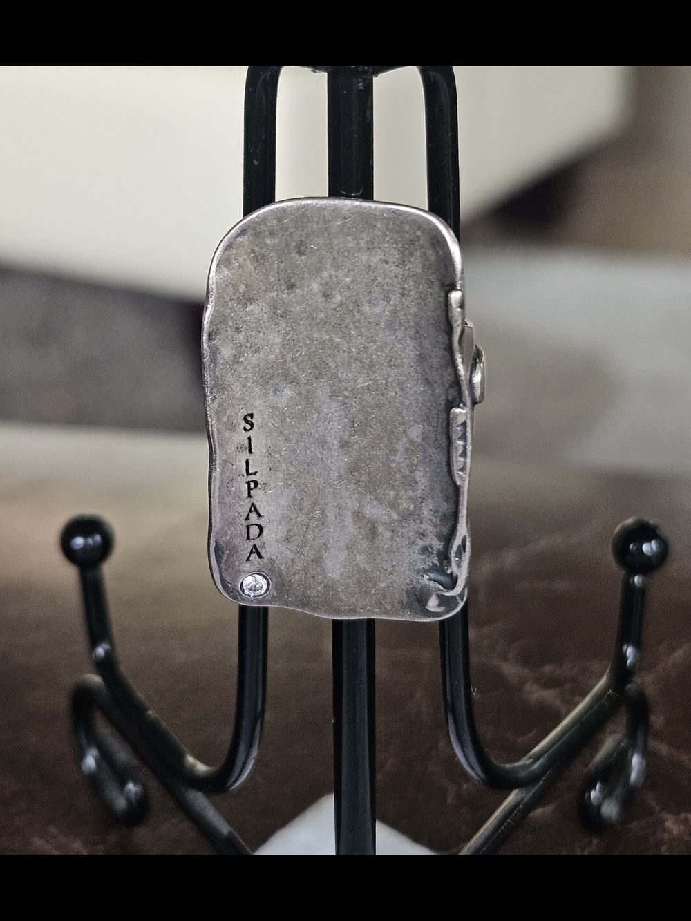 Silpada Hammered Sterling Silver Ring with Single Crystal Accent. Size Last Phot